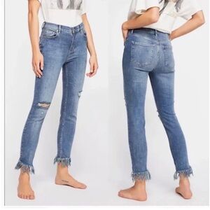 Free People Great Heights Skinny Jeans Frayed Hem